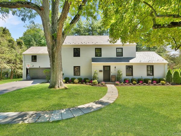 22 Paddington Road, Scarsdale, NY 10583