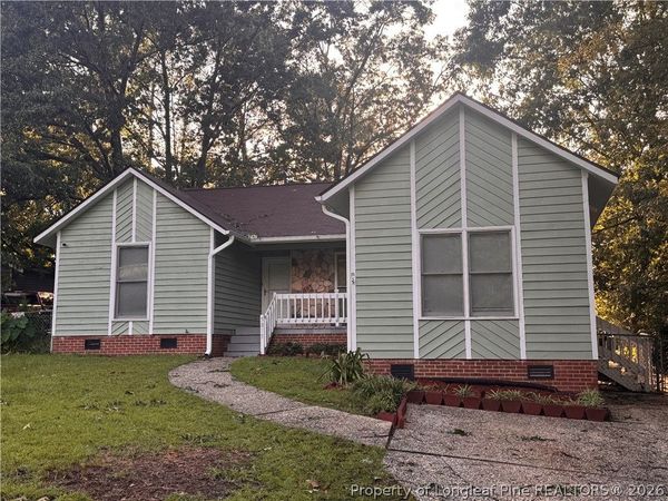 5813 Horton Place , Fayetteville, NC 28314