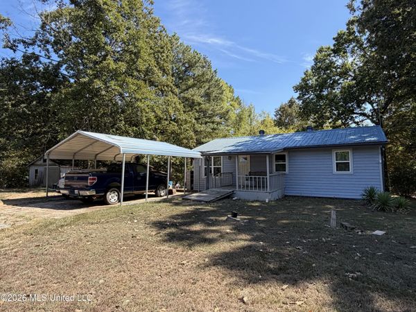 289 Saint Paul Road, Byhalia, MS 38611