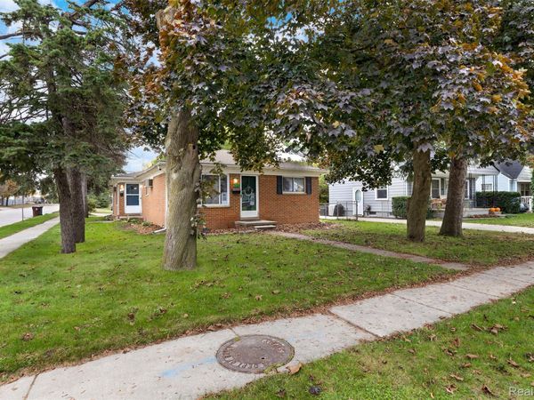 798 Adams Street , Plymouth, Mi 48170
