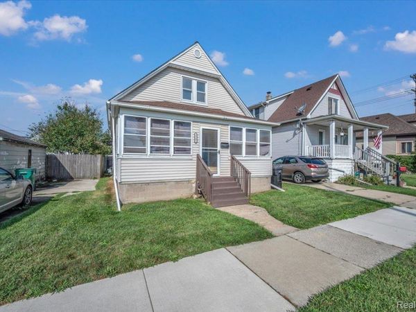 3342 11th Street , Wyandotte, Mi 48192