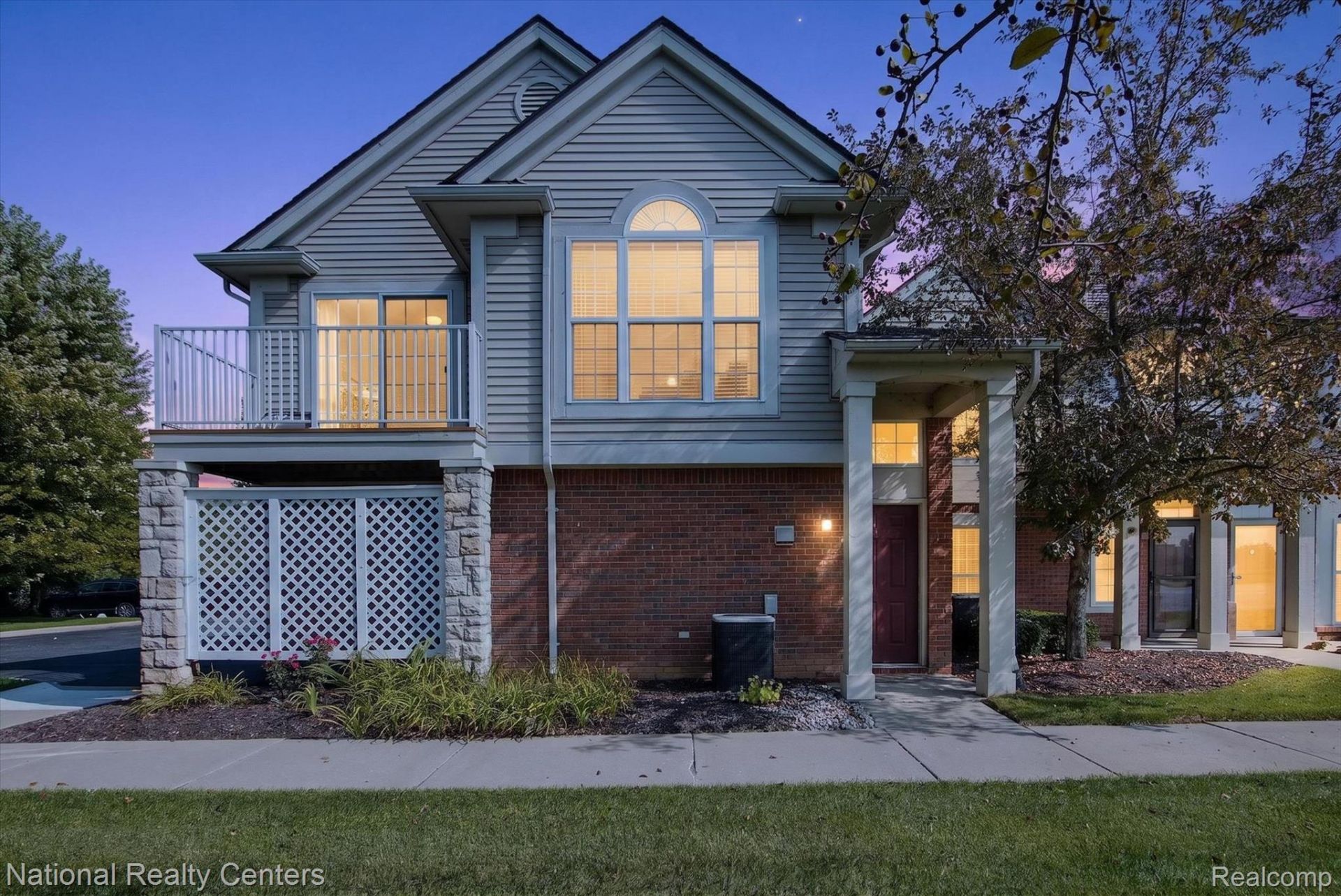 28190 Oakmonte Circle E, Lyon Township, Mi 48165 Main Photo