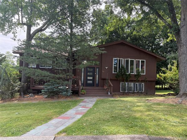 49 Gregg Court , Tappan, NY 10983