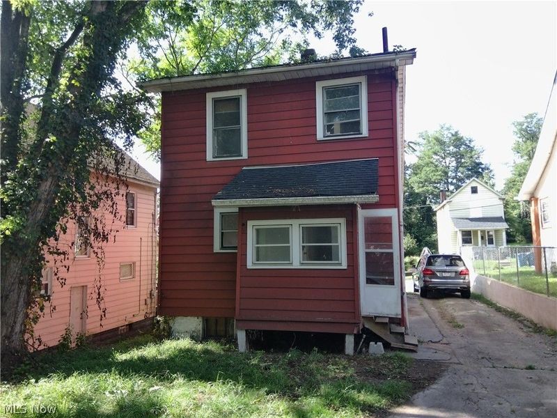 35 Palmer Avenue, Campbell, OH 44405 Photo 4