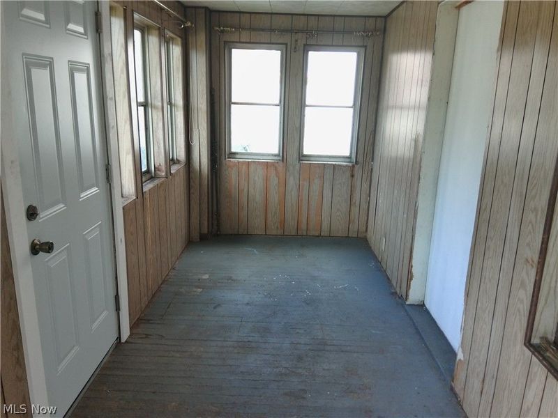 35 Palmer Avenue, Campbell, OH 44405 Photo 6