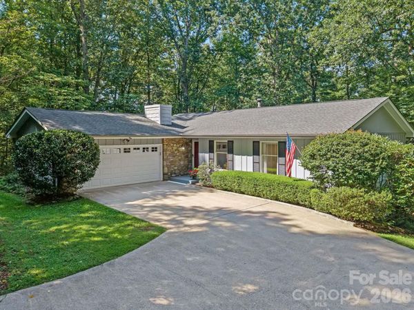 2 Brae Burn Way , Arden, NC 28704