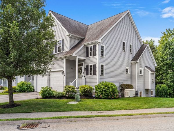 16 Country Candle Ln, Unit 16, Northborough, MA 01532