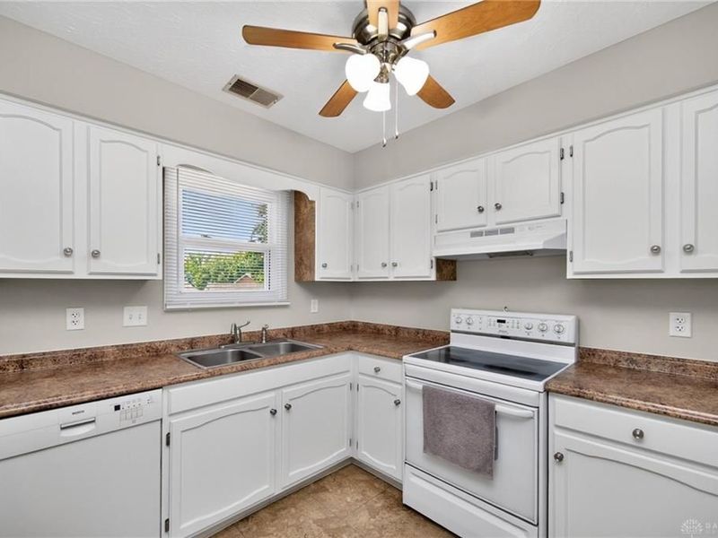4301 Post Rail Lane, Franklin Township, OH 45005 Photo 12