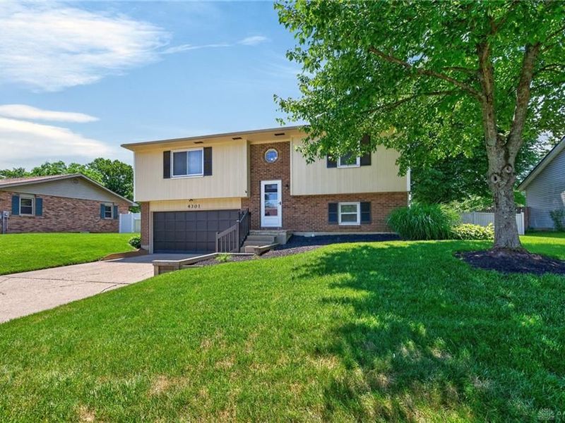 4301 Post Rail Lane, Franklin Township, OH 45005 Photo 3