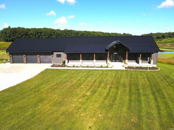 13142 N 700 W, Silver Lake, IN 46982