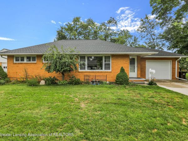 226 Grape Street, Portland, MI 48875