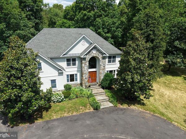 5202 CHASE LANE, MIDLAND, VA 22728