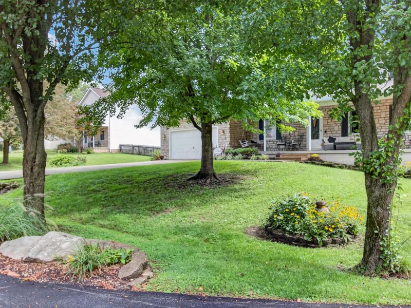 264 Barb Court, Heath, OH 43056 Photo 3