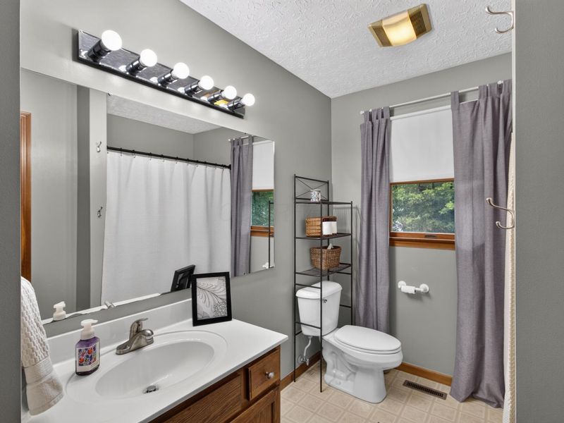 264 Barb Court, Heath, OH 43056 Photo 30