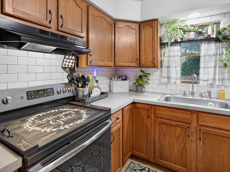 264 Barb Court, Heath, OH 43056 Photo 7