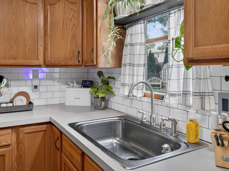 264 Barb Court, Heath, OH 43056 Photo 9