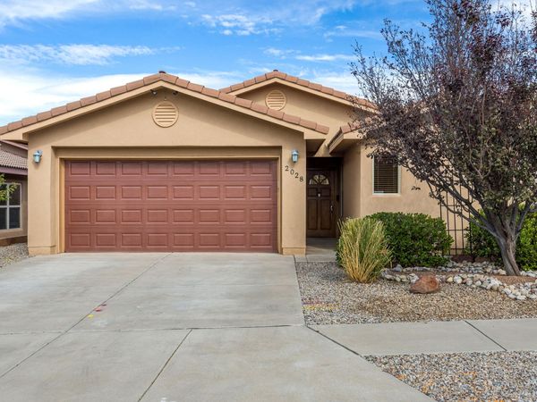 2028 Mountaineer Drive SE, Albuquerque, NM 87123