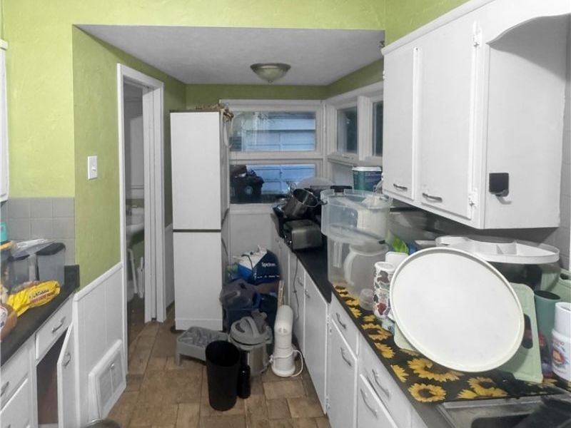 700 Lakemont Avenue, Akron, OH 44314 Photo 5