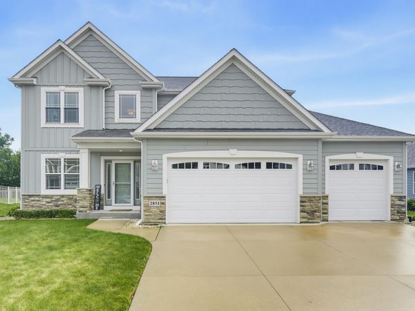 2851 Crosswinds Dr, Mount Pleasant, WI 53403