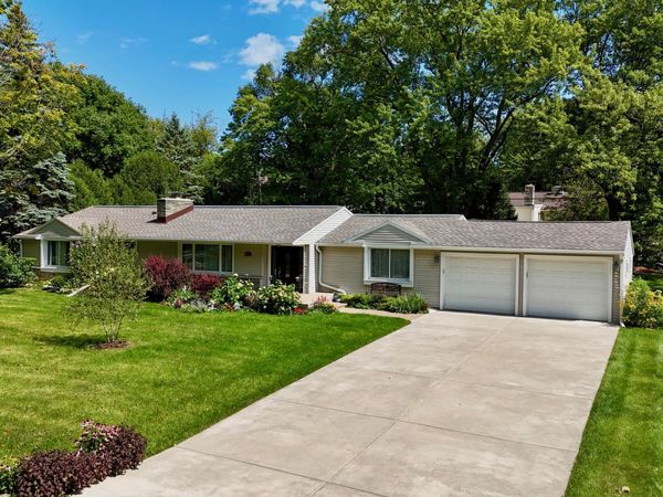8920 N Greenvale Rd, Bayside, WI 53217