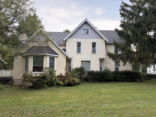 1041 W Highland St, Whitewater, WI 53190