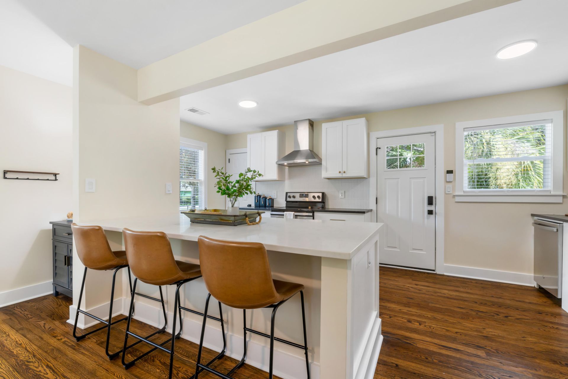 1373 Sumner Avenue Photo 11