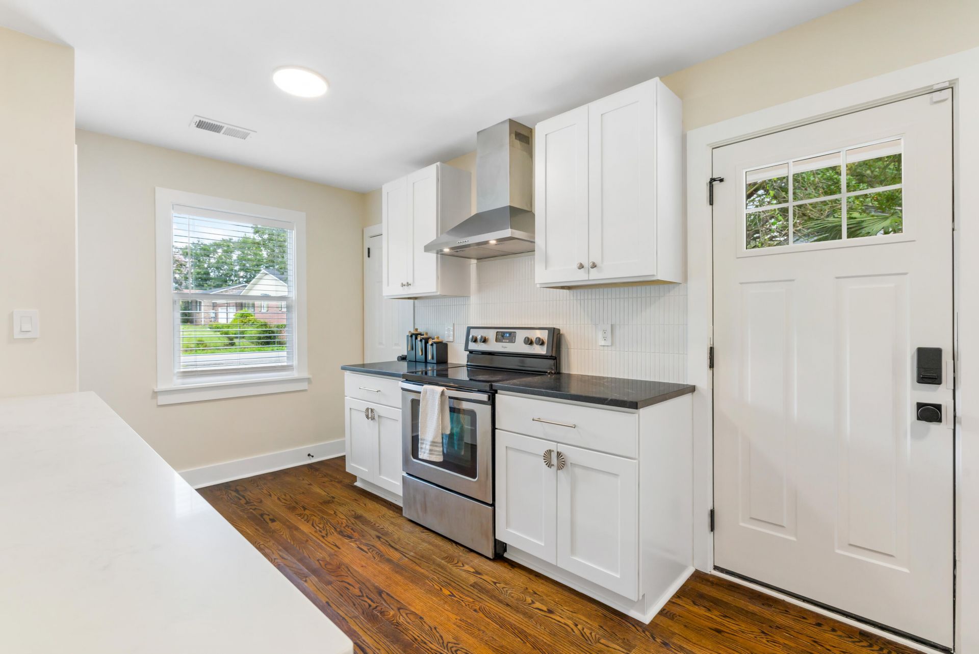 1373 Sumner Avenue Photo 14
