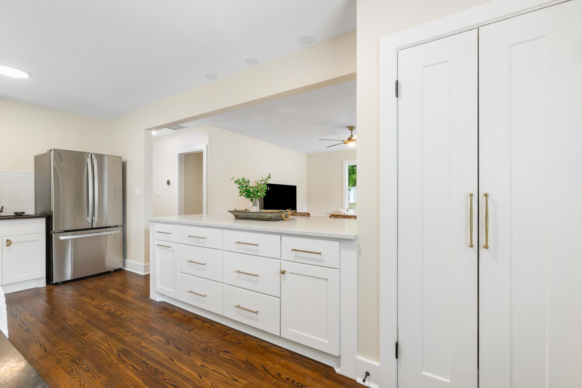 1373 Sumner Avenue Photo 15