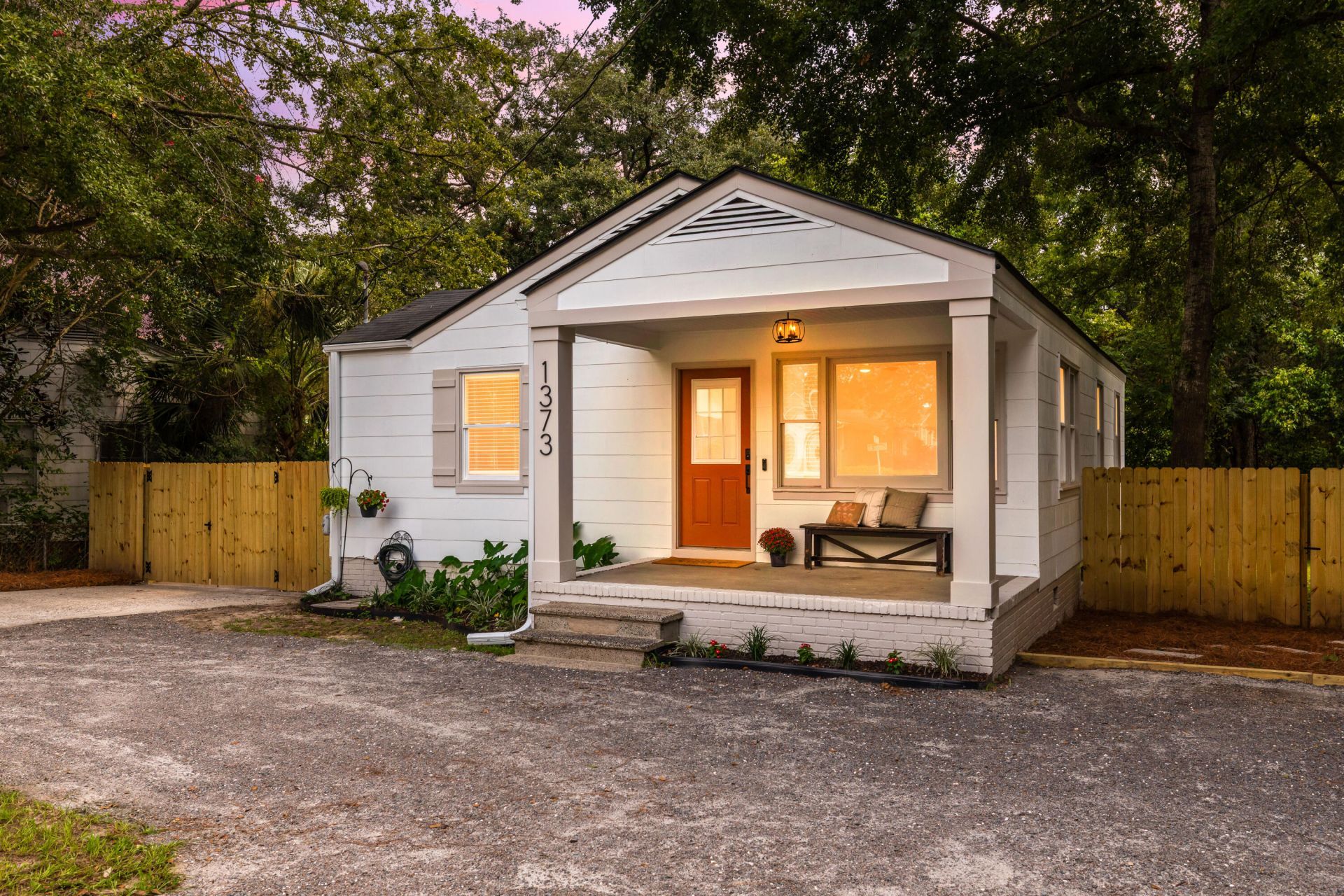 1373 Sumner Avenue Photo 5
