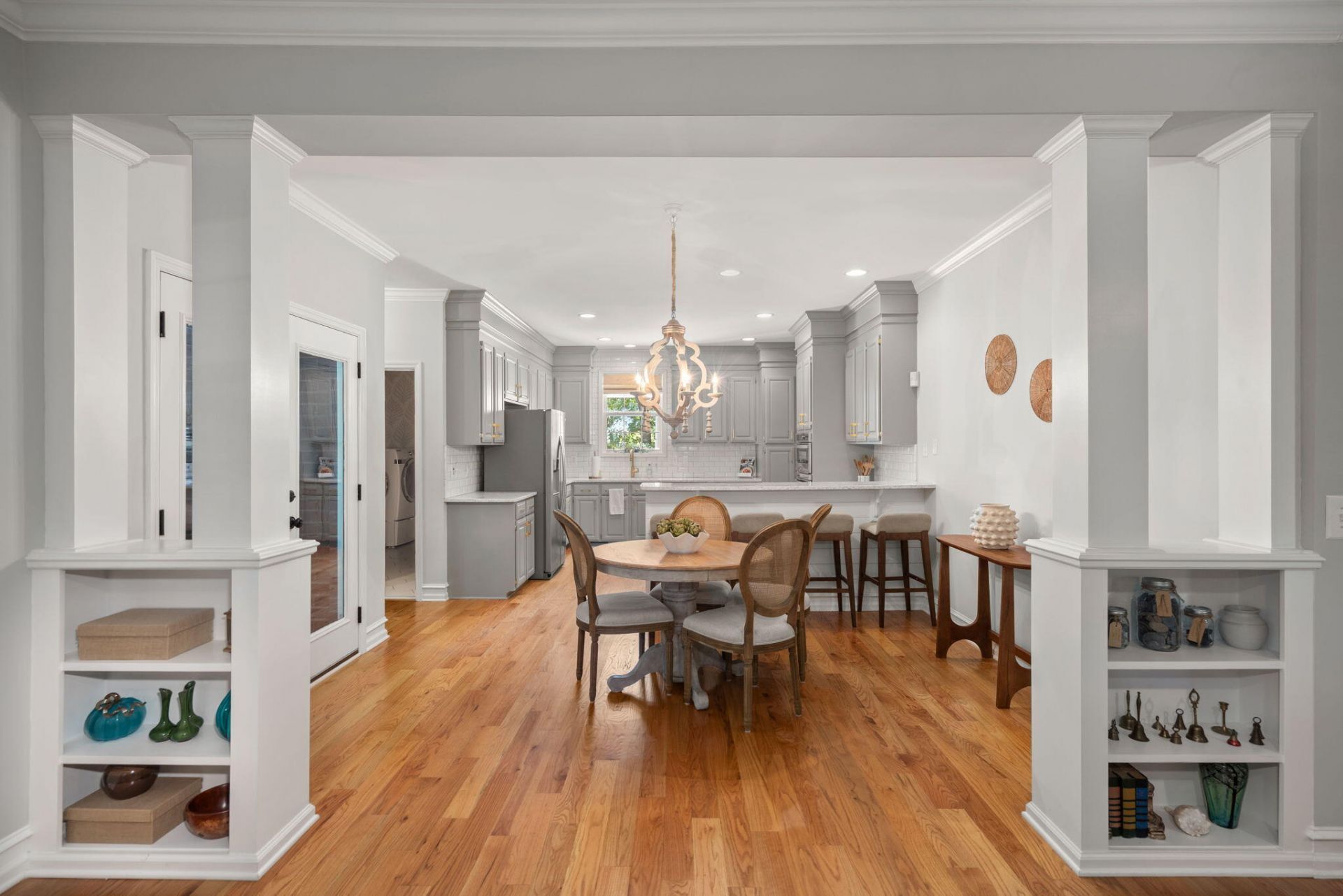 120 Thames Drive Photo 18