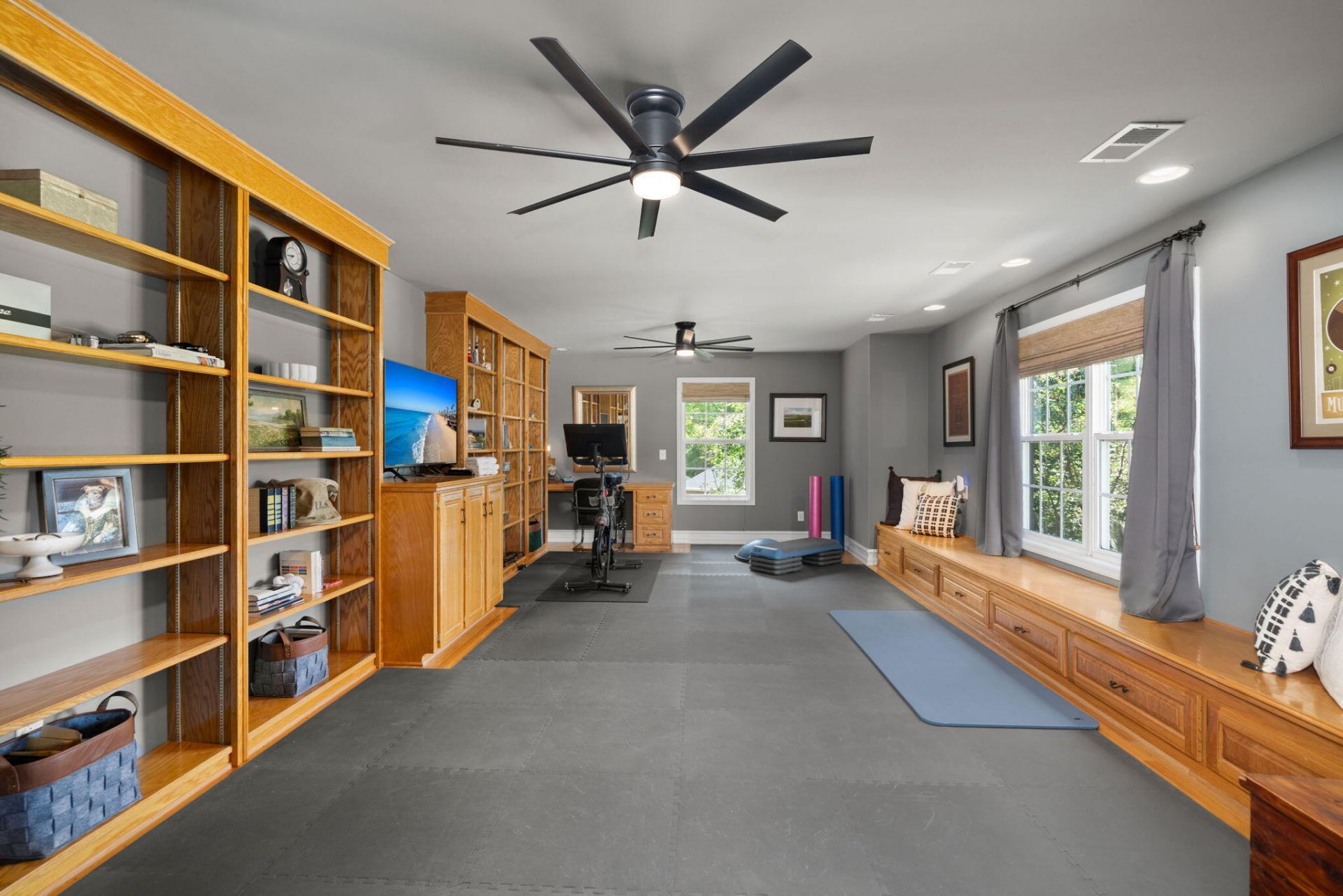 120 Thames Drive Photo 36