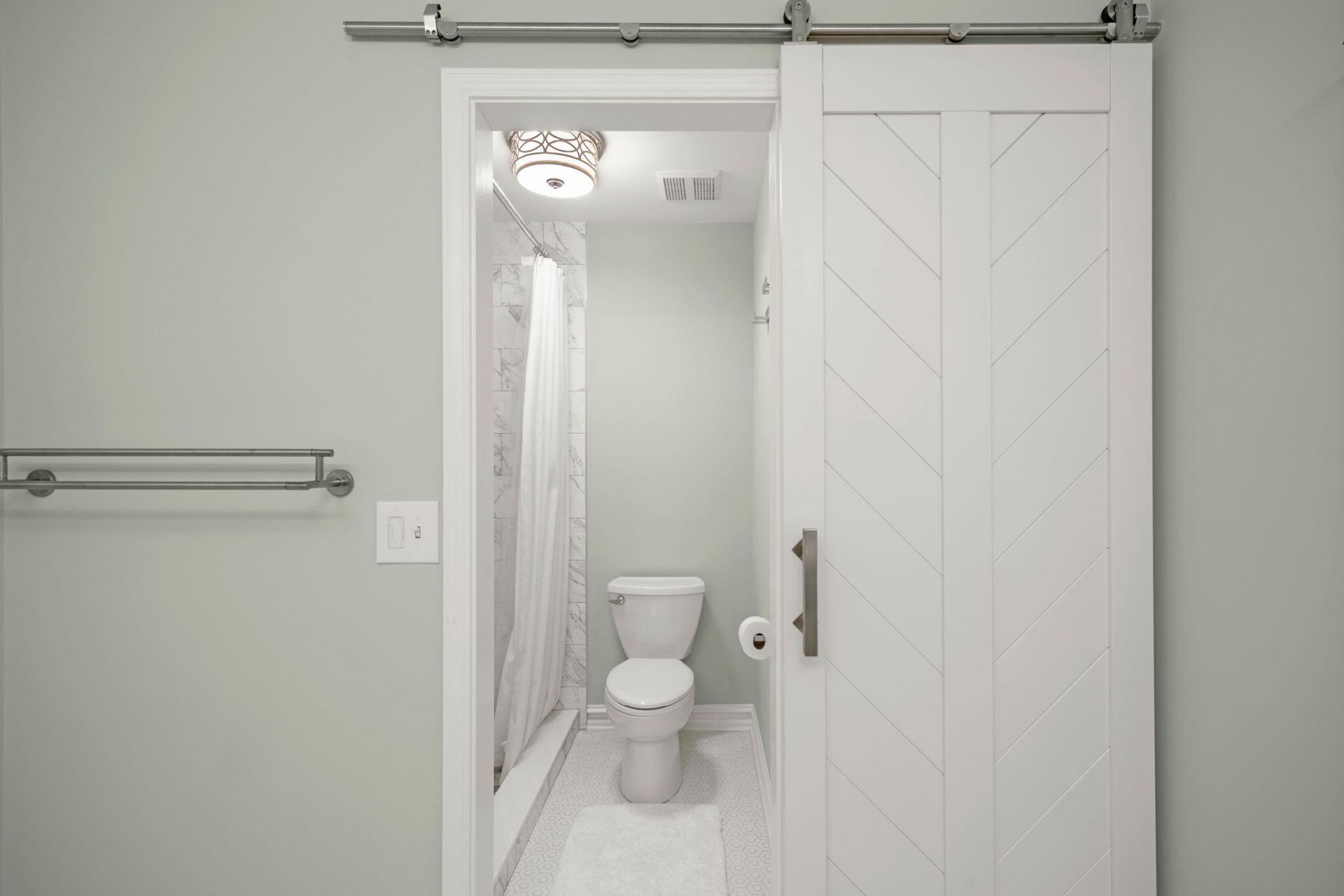 120 Thames Drive Photo 39