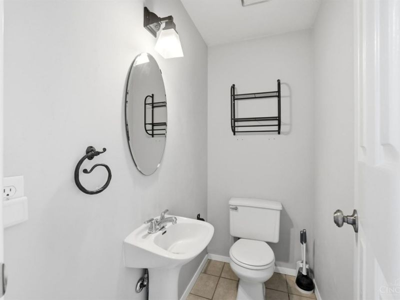 2823 Keystone Drive, Cincinnati, OH 45230 Photo 25