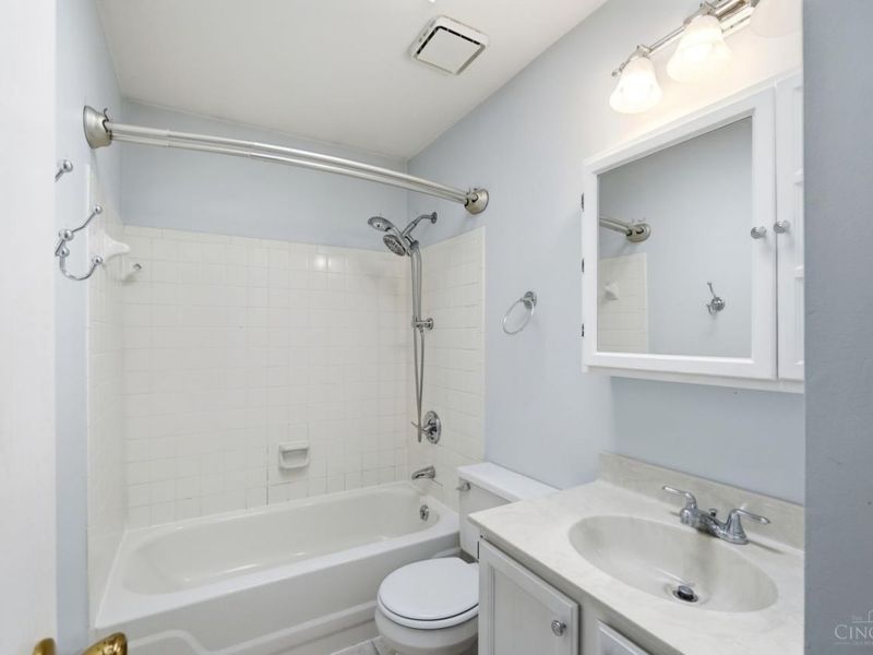 2823 Keystone Drive, Cincinnati, OH 45230 Photo 39