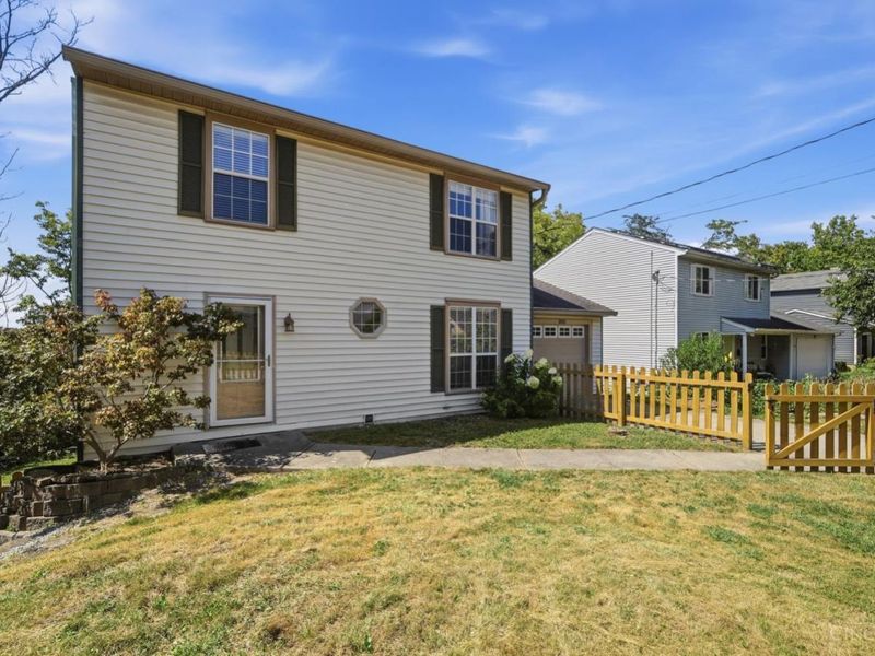 2823 Keystone Drive, Cincinnati, OH 45230 Photo 5