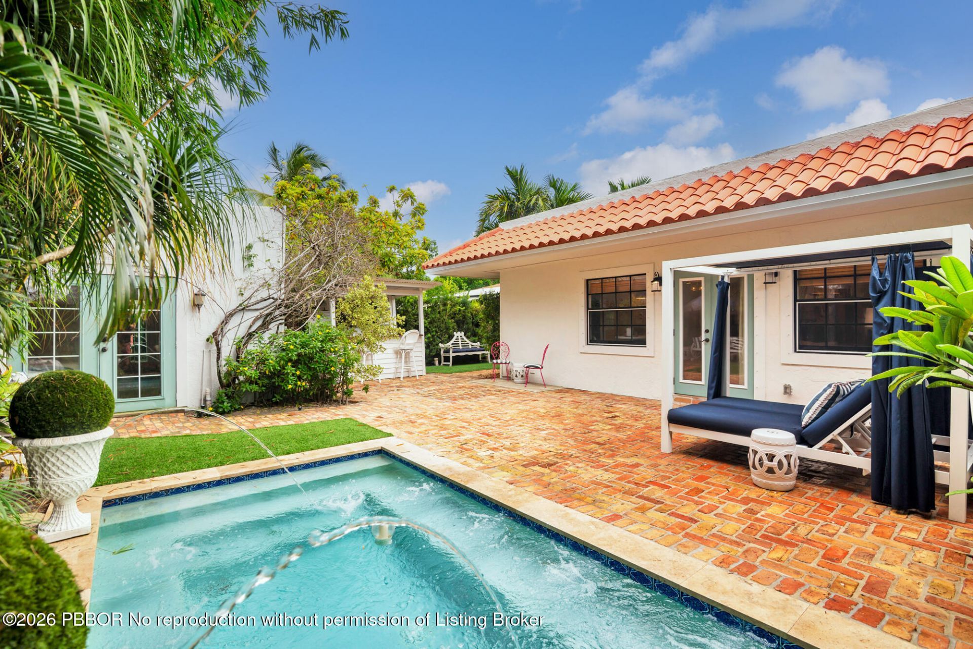 332 Pilgrim Road, West Palm Beach, FL 33405 Photo