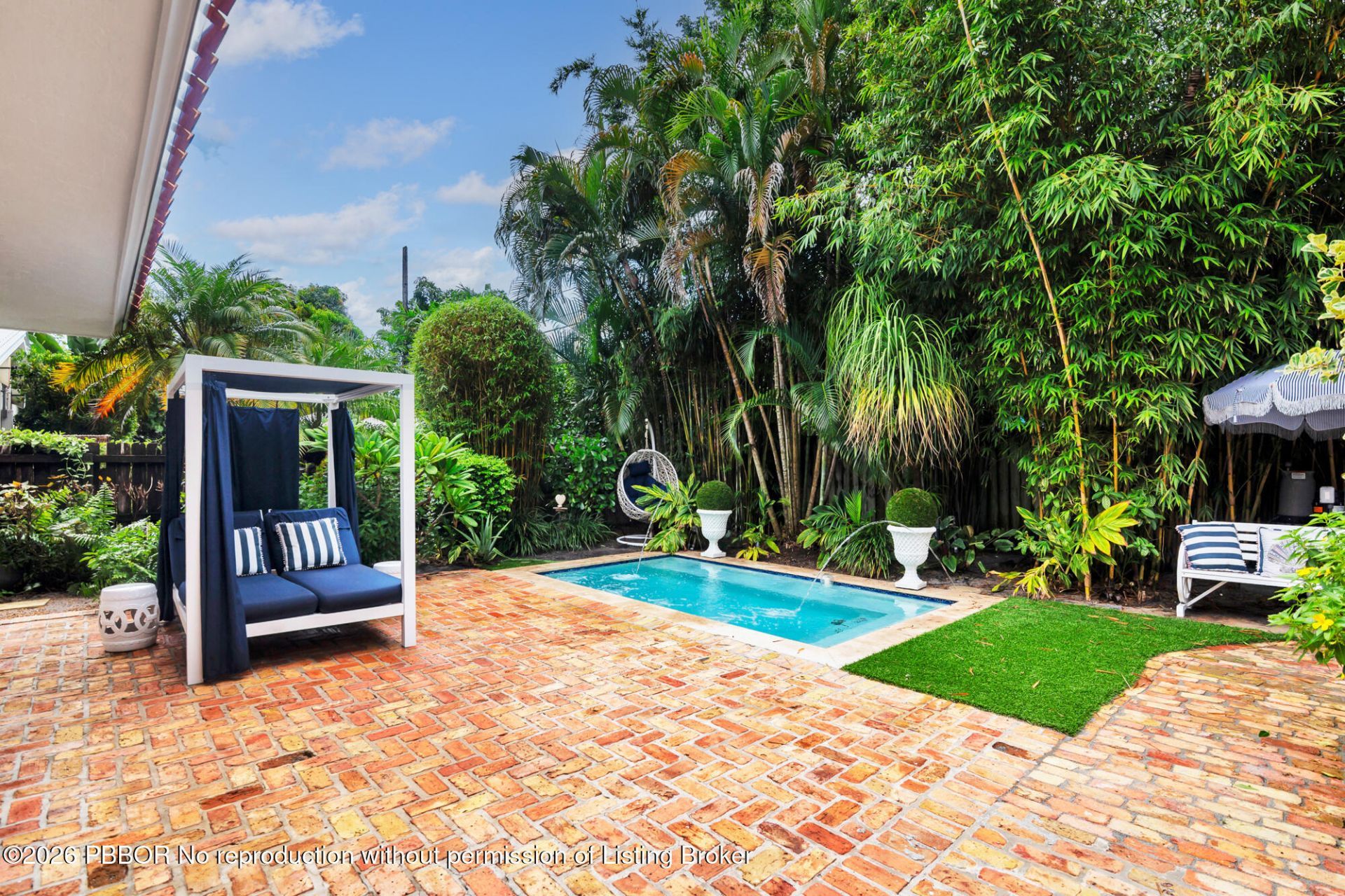332 Pilgrim Road, West Palm Beach, FL 33405 Photo