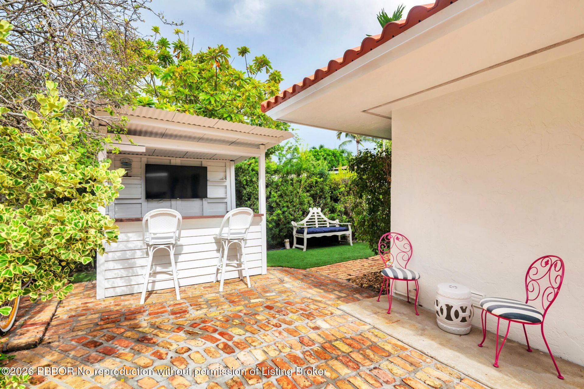 332 Pilgrim Road, West Palm Beach, FL 33405 Photo