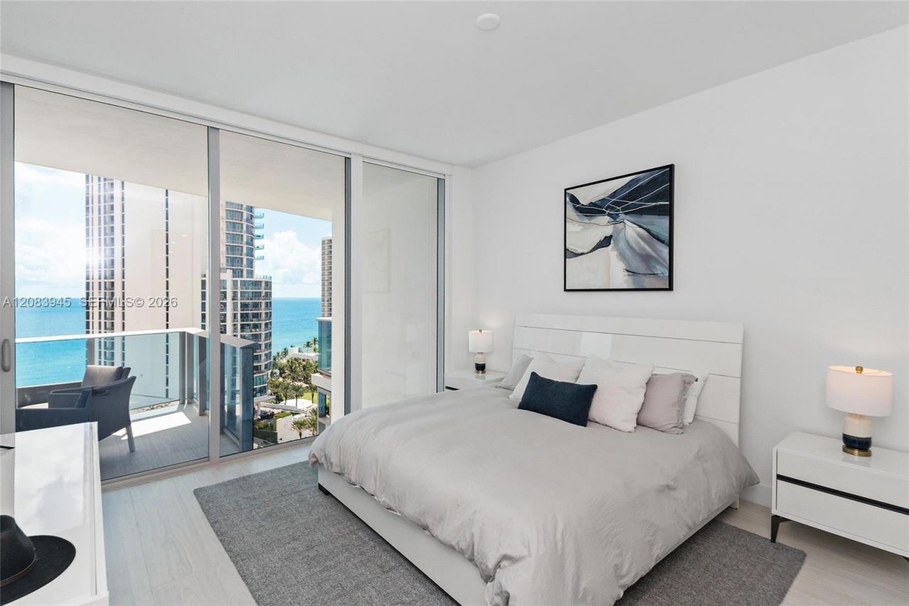 17550 Collins Ave, Unit 1403, Sunny Isles Beach, FL 33160 Photo