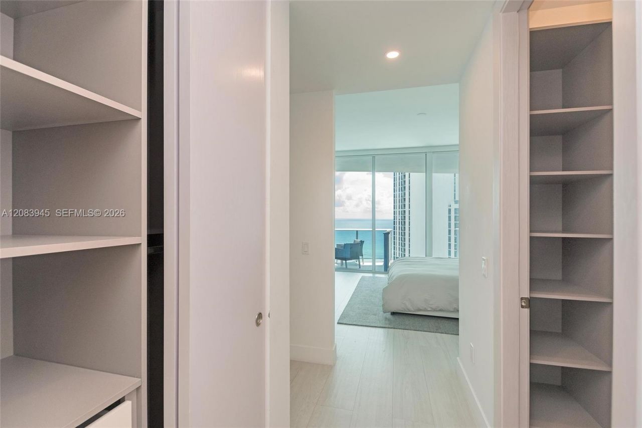 17550 Collins Ave, Unit 1403, Sunny Isles Beach, FL 33160 Photo