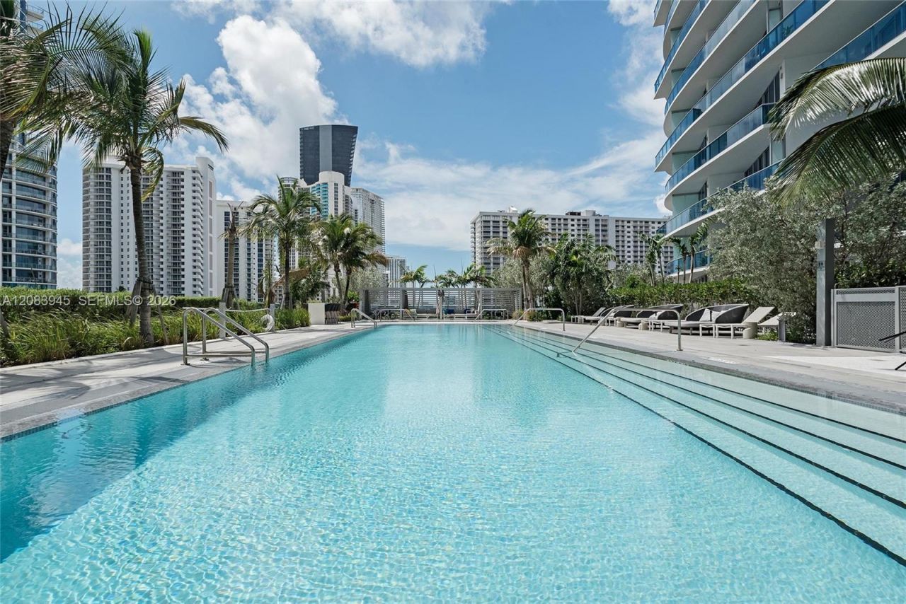 17550 Collins Ave, Unit 1403, Sunny Isles Beach, FL 33160 Photo