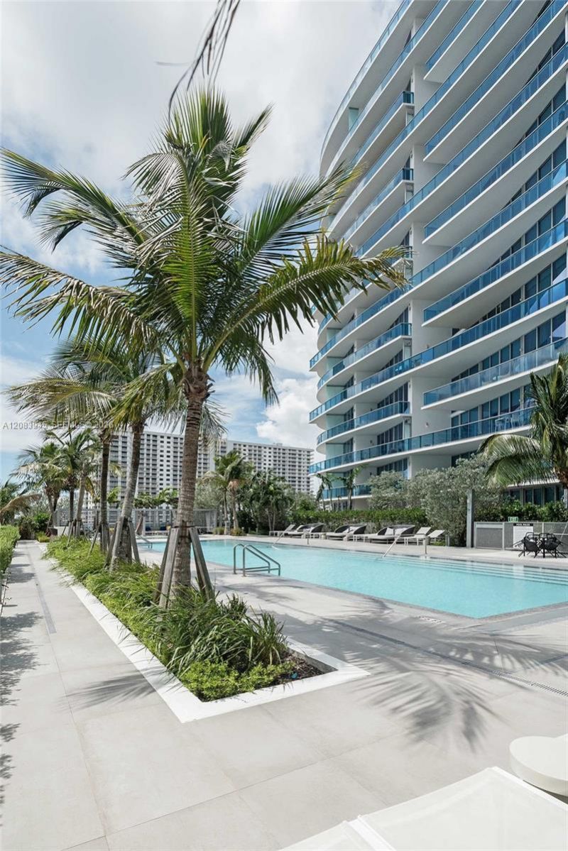 17550 Collins Ave, Unit 1403, Sunny Isles Beach, FL 33160 Photo