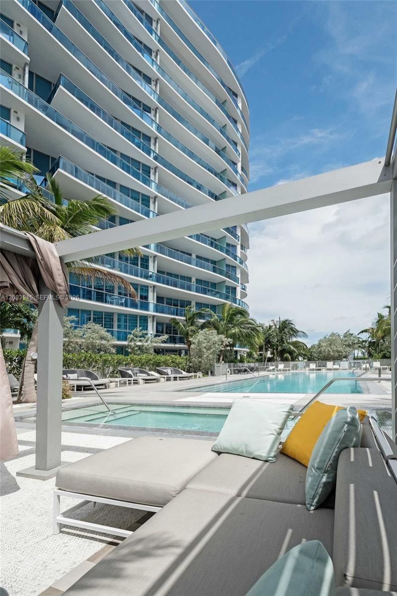 17550 Collins Ave, Unit 1403, Sunny Isles Beach, FL 33160 Photo