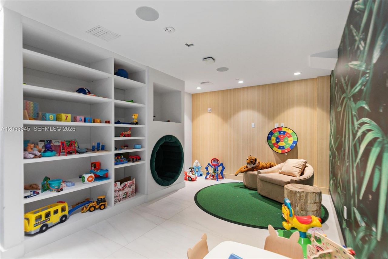 17550 Collins Ave, Unit 1403, Sunny Isles Beach, FL 33160 Photo