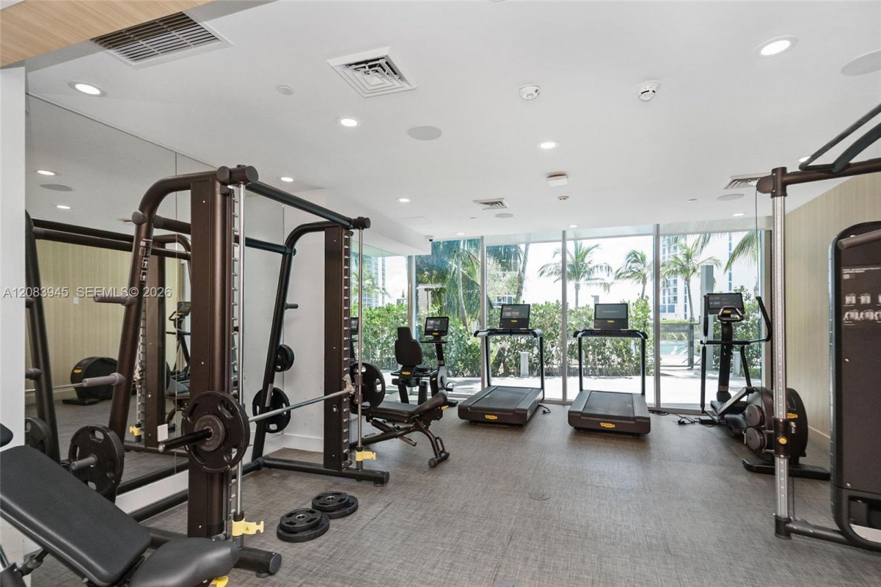 17550 Collins Ave, Unit 1403, Sunny Isles Beach, FL 33160 Photo