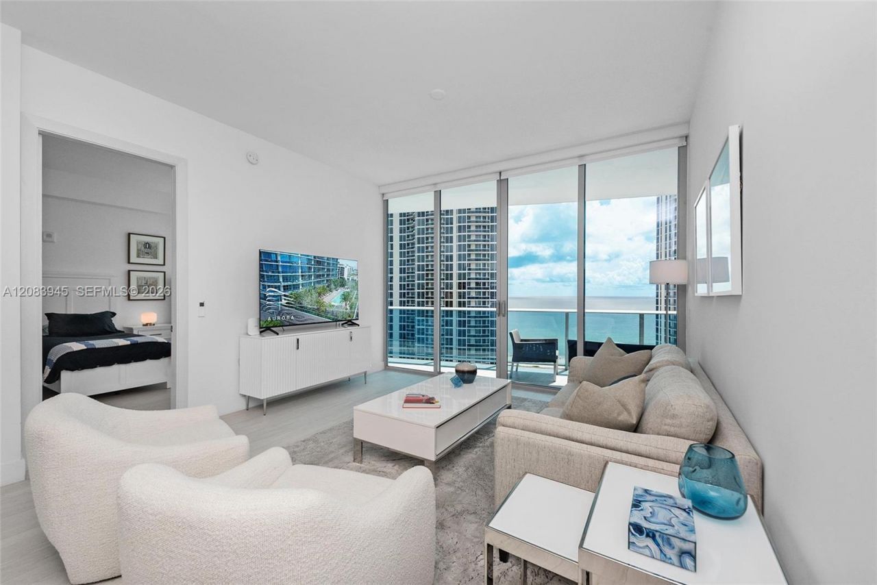 17550 Collins Ave, Unit 1403, Sunny Isles Beach, FL 33160 Photo