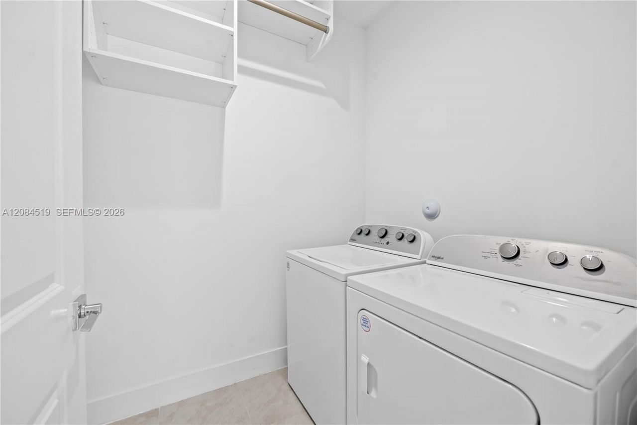 4402 NW 81st Ave, Doral, FL 33166 Photo