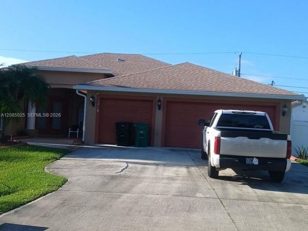 1218 SW Aragon Ave , Port St. Lucie, FL 34953