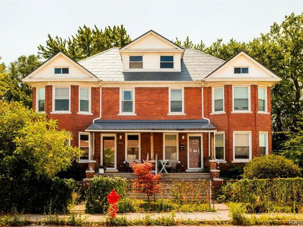 2945 Rosa Parks Boulevard , Detroit, Mi 48216
