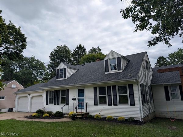 206 Allynd Boulevard , Chardon, OH 44024
